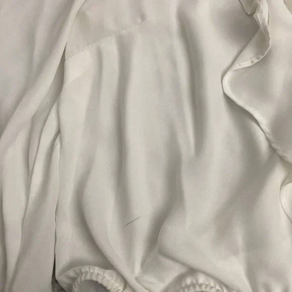 Dynamite Blouse - Picture 4 of 4